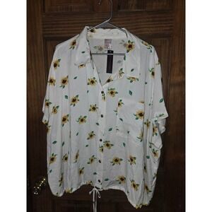 No Boundaries Sunflower Print Button Up Shirt White Plus Size 4X 28W-30W NWT
